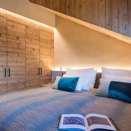 Apartment 5br Elegantly Designed With Sauna *