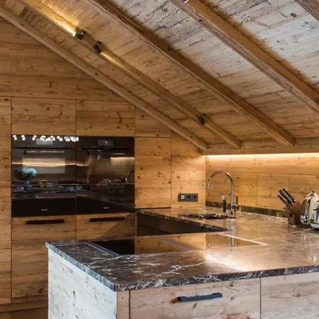 5br Elegantly Designed With Sauna Apartment